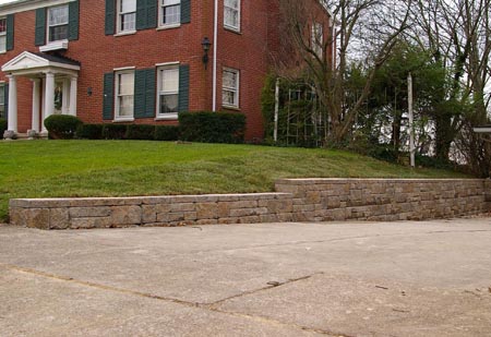 Landscape wall along driveway