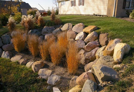 Terraced boulder wall